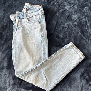 American Eagle mom jeans - size 0 short